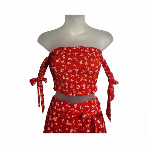 Parisian Works Scarlet Floral Bandeau - Picture 4 of 12